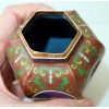 Tres ancien petit pot en cloisonne decor taureau