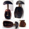 Adorable casse noisettes en bronze et cuivre massif a vrille
