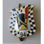  lot de 2 Insignes militaire-pucelle � identifier - lot n� 17.