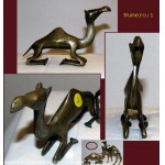 Dromadaire en bronze dore poli Art africain Guinee