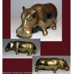 Hipopotame en bronze dore poli Art africain Guinee