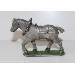 C�est du quiralu - un cheval de trait de labour, en bon �tat, des ann�es 1950/60 � 