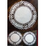 2 Anciens napperons lin blanc dentelle au crochet 29 cm