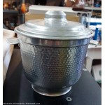 Seau � gla�ons, en aluminium isotherme. " Made in Italy ".